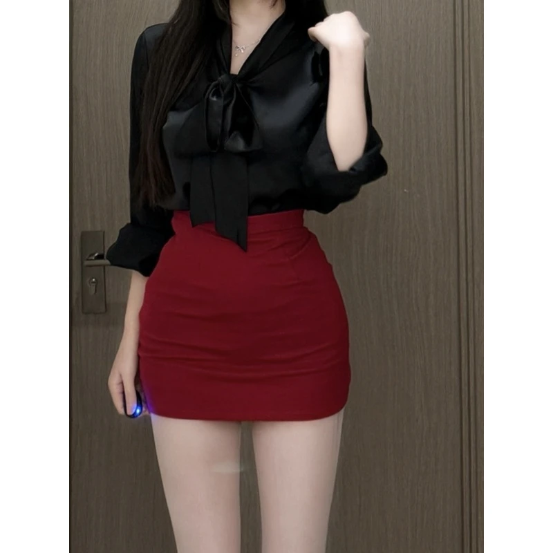 2025新款纯欲风系带黑色缎面衬衫长袖蝴蝶结上衣高腰修身包臀裙