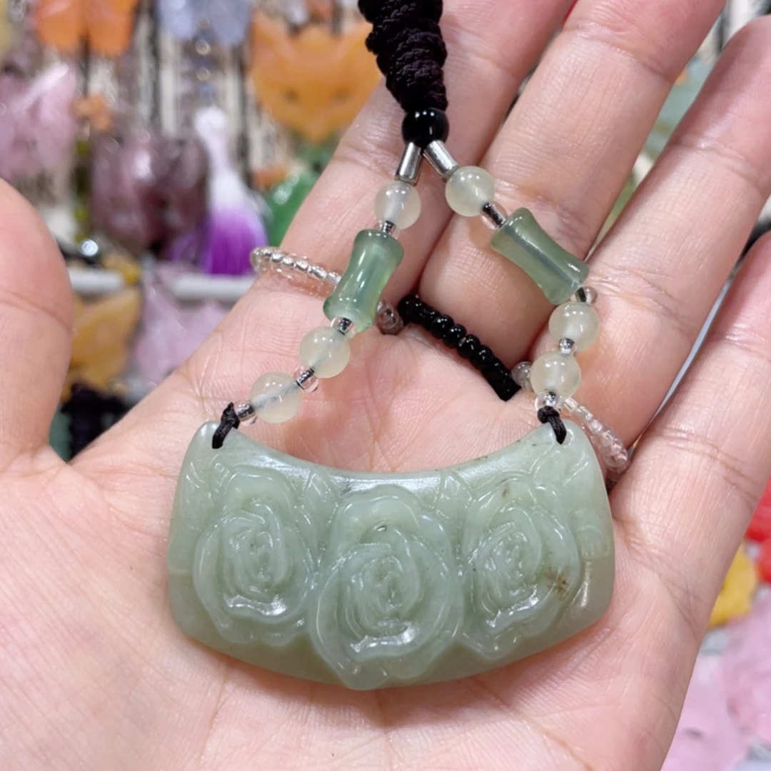 【闪购商品】未镶嵌岫玉颈饰18吊坠