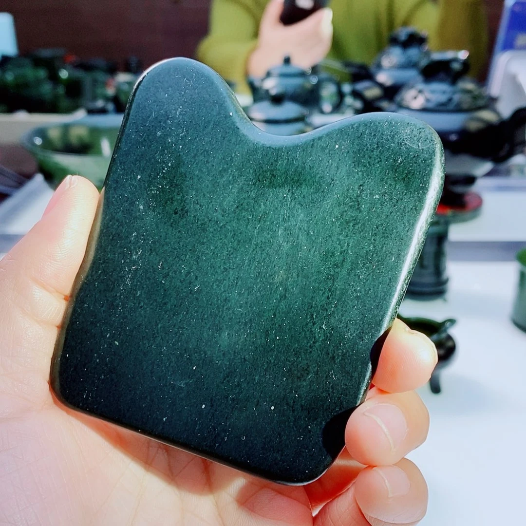 未镶嵌和田玉摆件