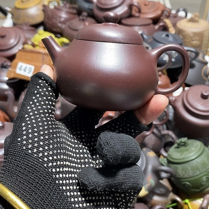 紫砂茶壶微瑕微笑