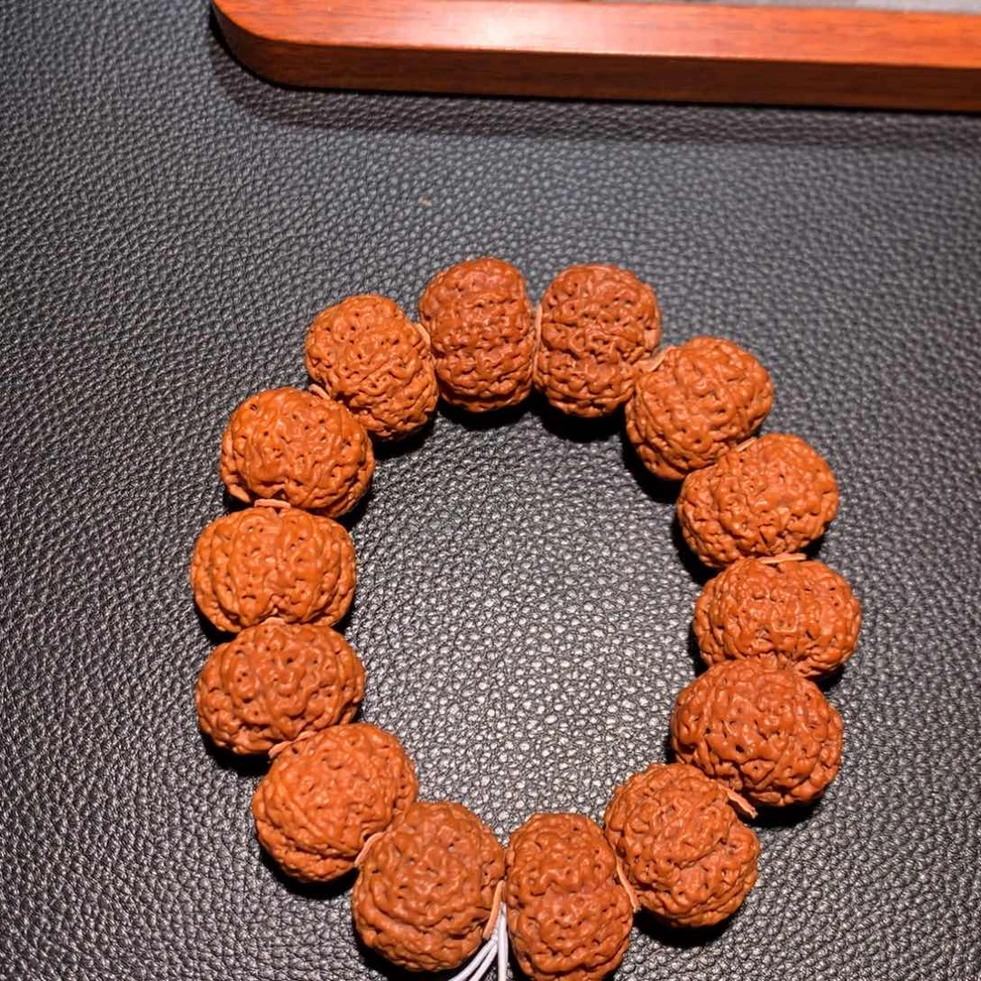 金刚菩提手串24+六瓣霸王龙