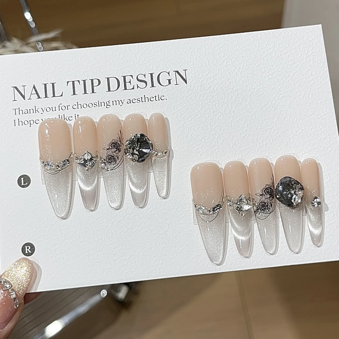 【冰川暮雪】纯手工显白爆闪裸色侧光微笑法式高级感长款穿戴甲