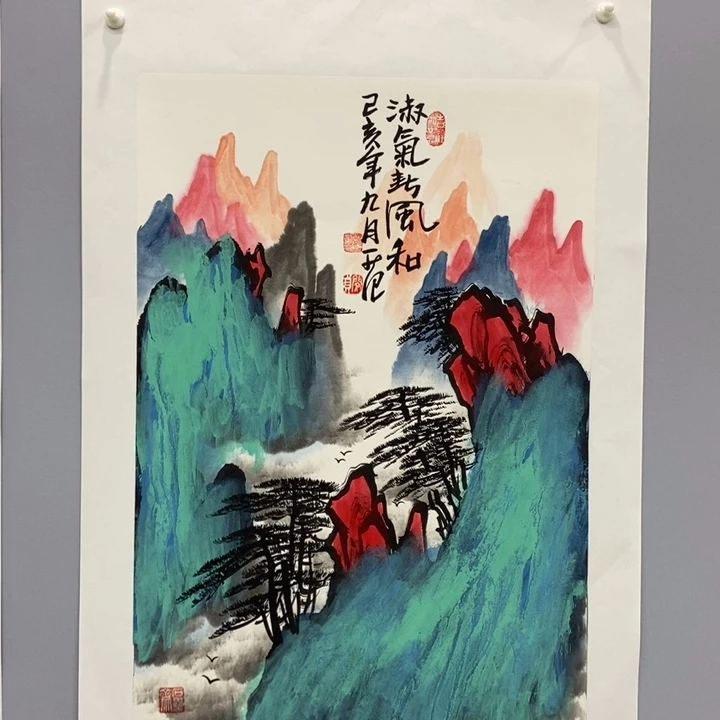 手绘作品等多种形式进行