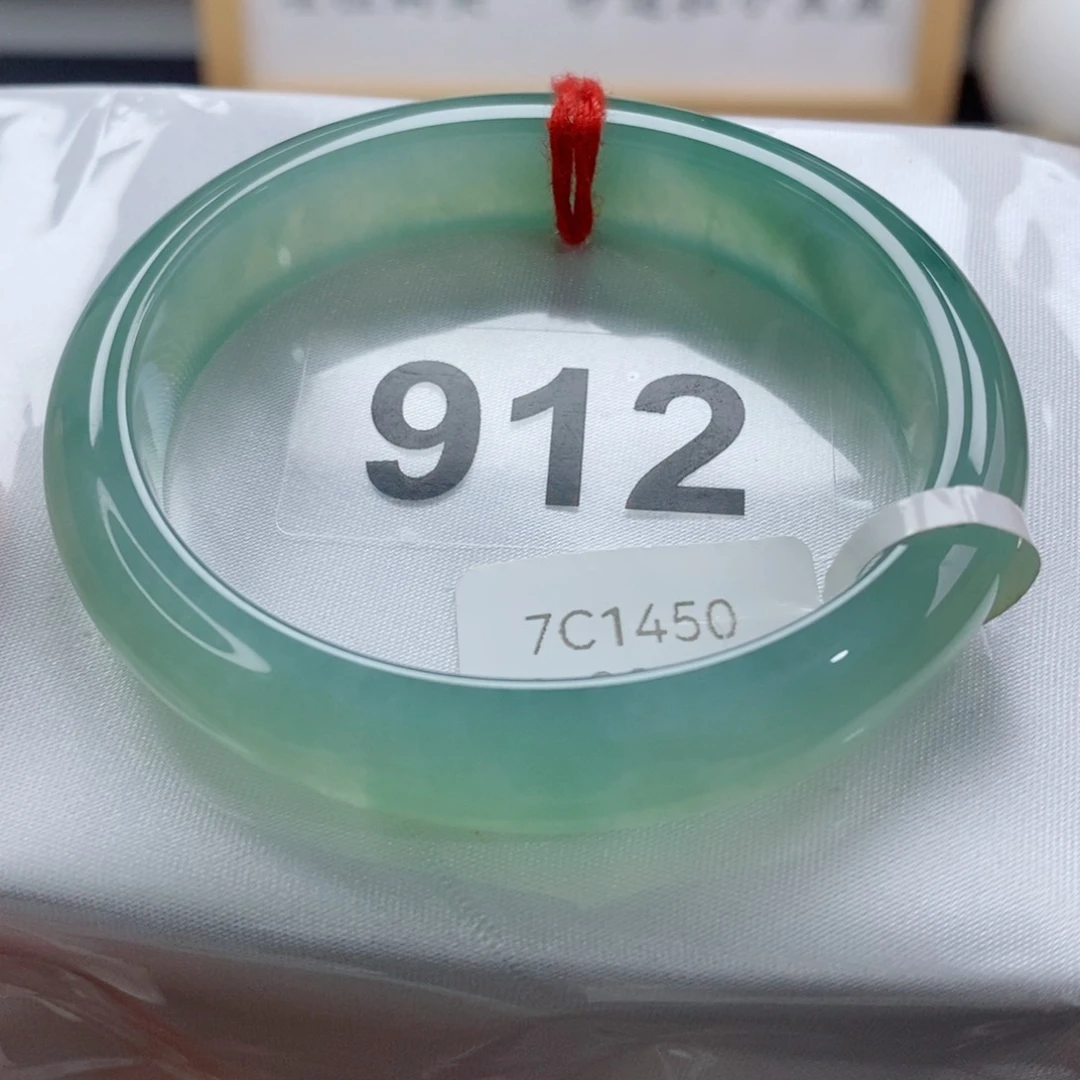 未镶嵌手镯（贵妃镯）翡翠天然A货翡翠手镯