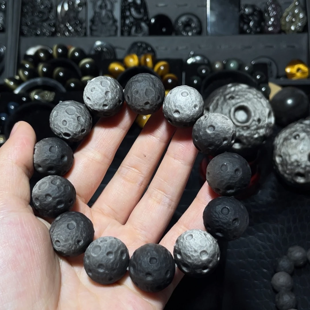 欣***行黑曜岩未镶嵌手链