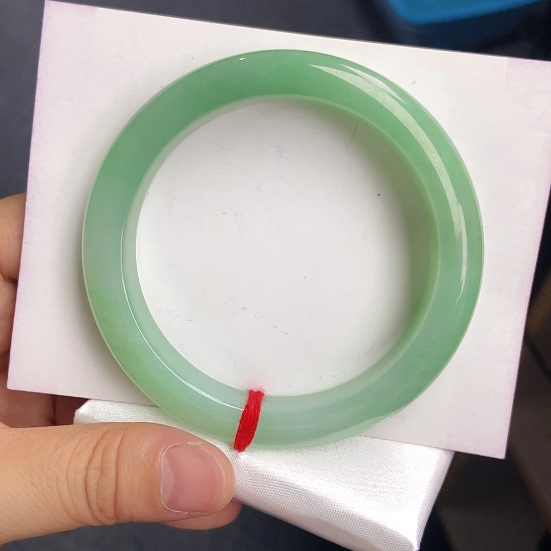 翡翠手镯未镶嵌60号60.4正