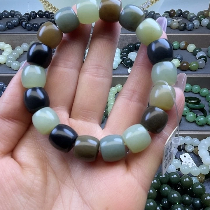 和田玉未镶嵌手链