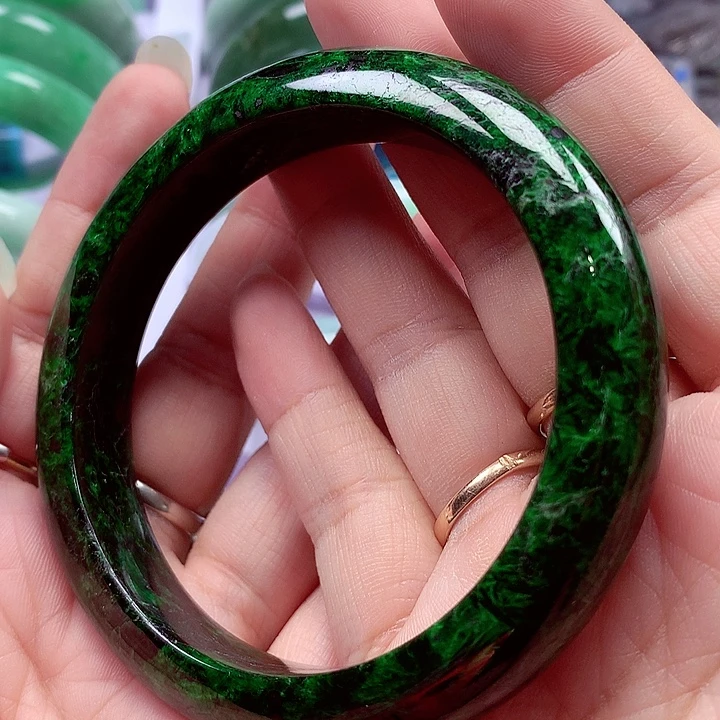 未镶嵌手镯翡翠翡翠