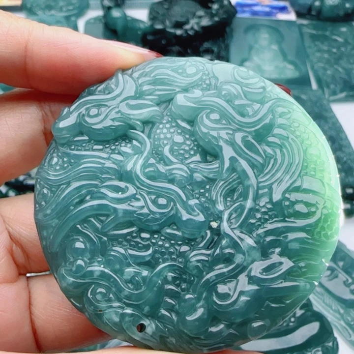 翡翠未镶嵌颈饰多样性发货天然A货翡翠