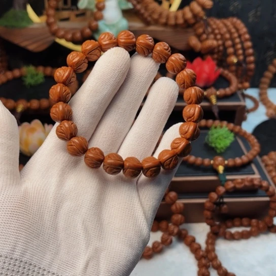 吊坠桃核记***罩12玉龙脊手串