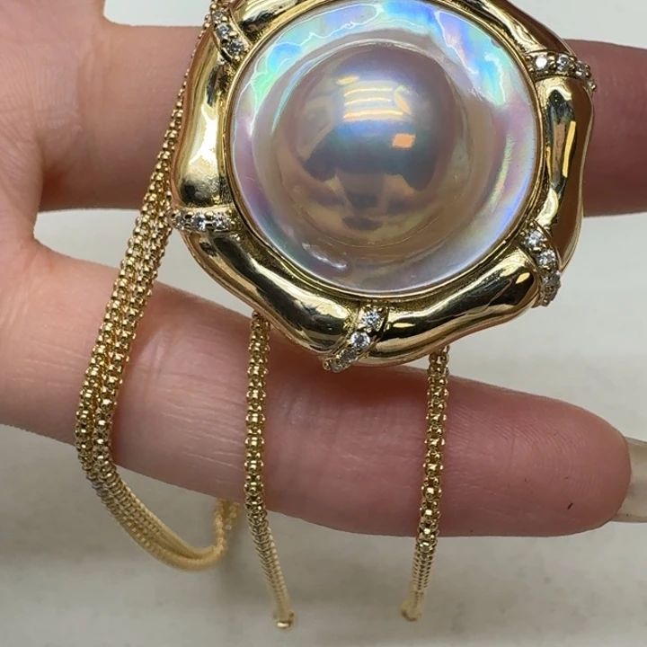 未镶嵌颈饰拼合珍珠（马贝珠）