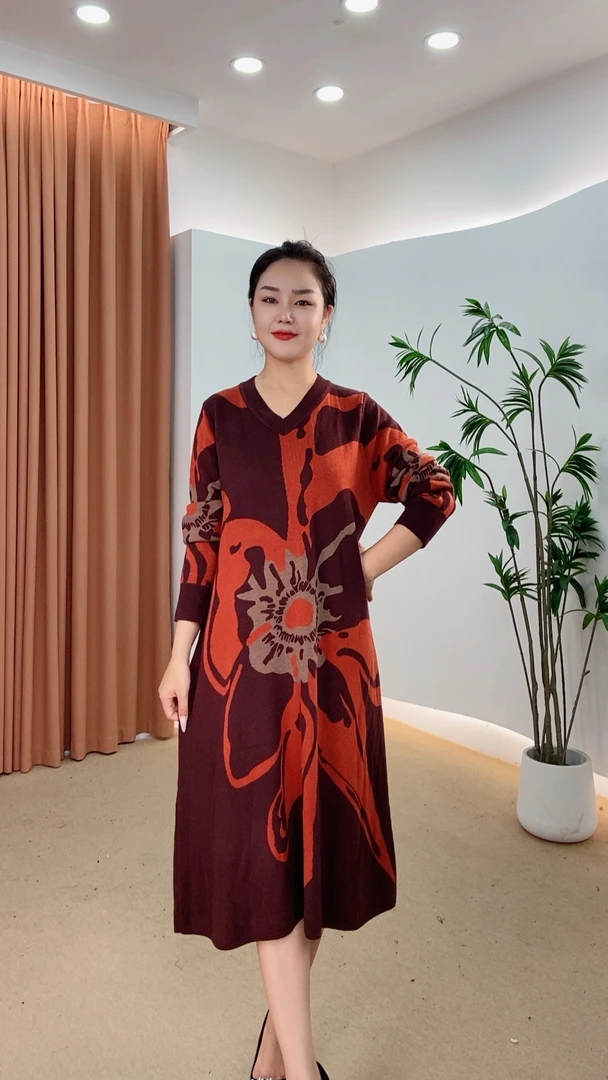 784秋冬季时尚针织提花长袖长款百搭连衣裙显瘦妈妈装