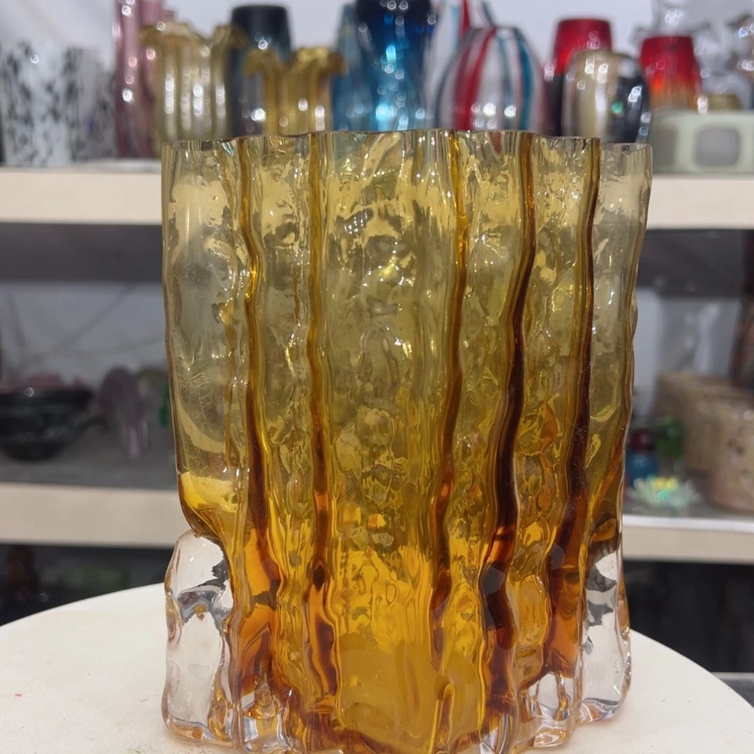 金色花瓶高度20微瑕