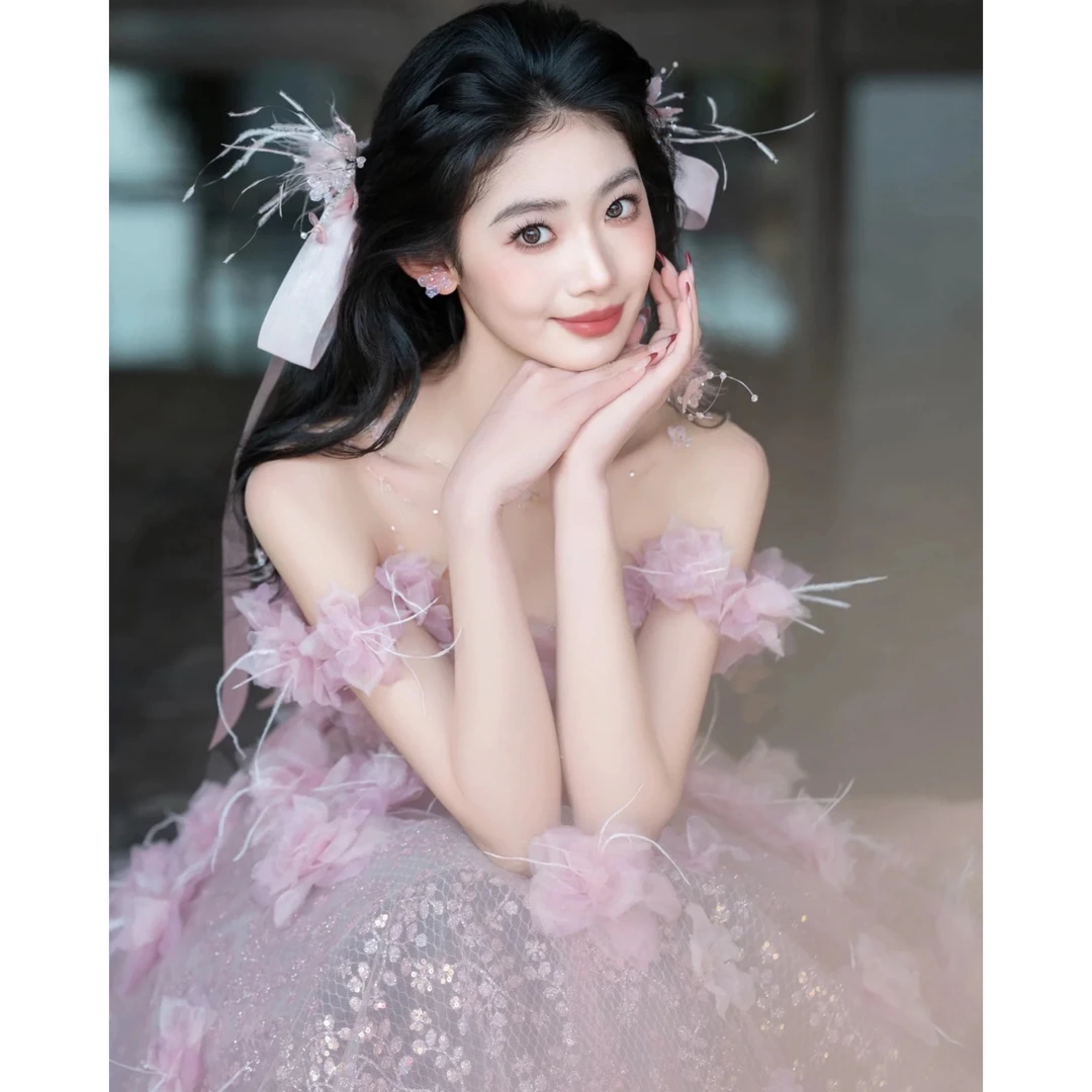 小南一｜超氛围“芭蕾粉”00后新娘羽毛飘带对夹