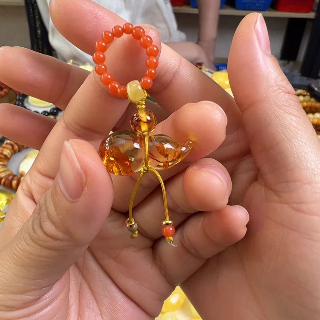 蜜蜡裸石未镶嵌琥珀