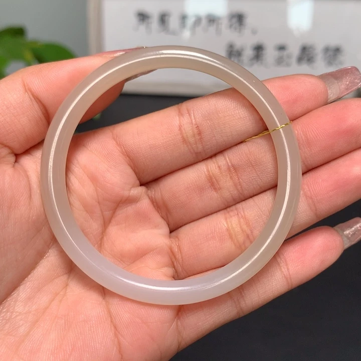 和田玉手镯未镶嵌57