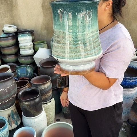 口20高30一个盆子。