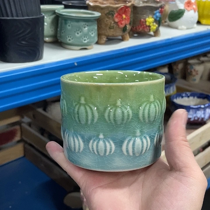 花盆单场满9.9发货9.5×7.5微瑕