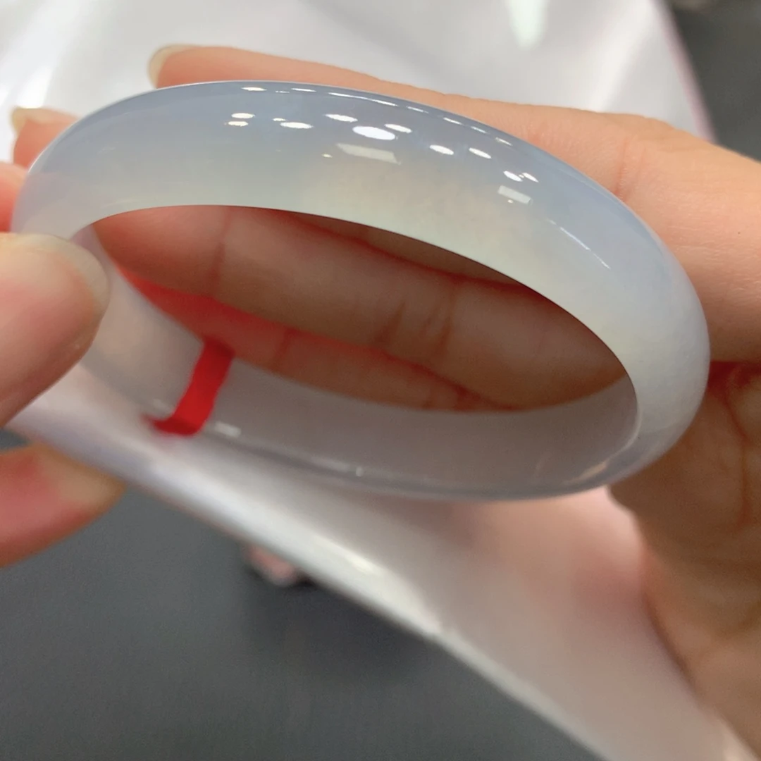 翡翠未镶嵌手镯贵妃