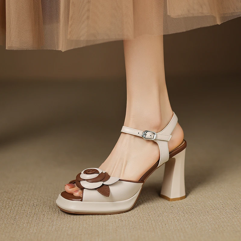 牛皮/9cm法式花朵一字带凉鞋女粗跟真皮防水台中空高跟鞋夏季新款