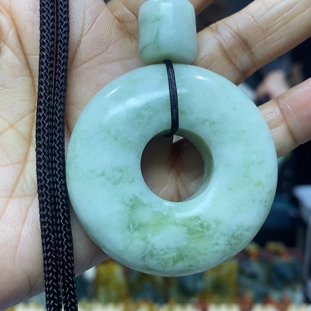 未镶嵌岫玉挂件吊坠