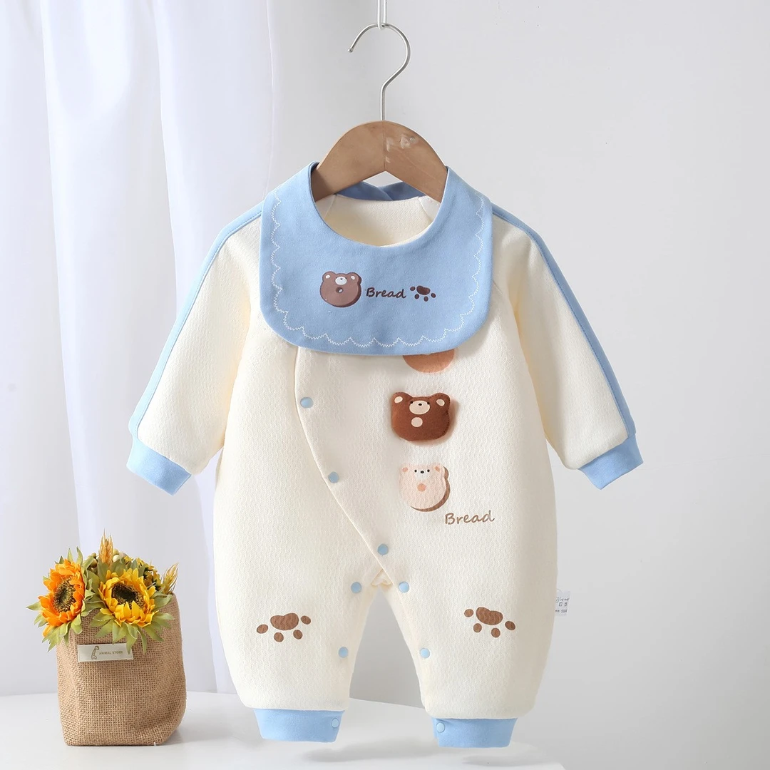 春秋新款男宝宝外出连体衣120克无骨偏襟蝴蝶衣加围嘴D22034婴儿