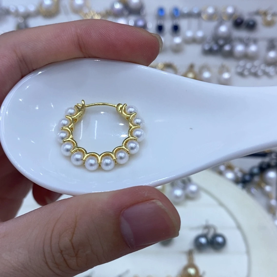 银S925镶嵌淡水珍珠耳饰延*