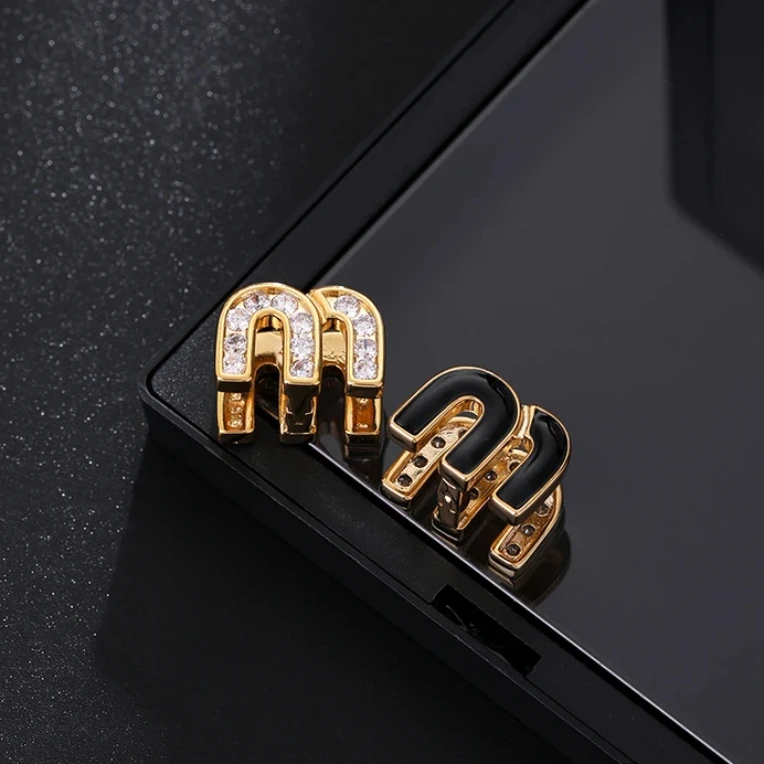 铜合金耳饰 《货号1746》双面可戴M耳钉