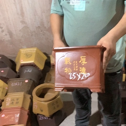 紫砂花盆手工制作