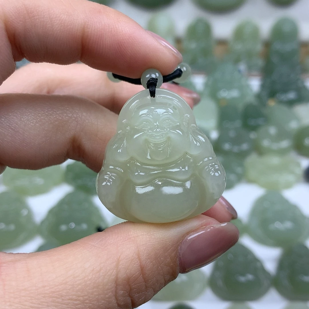 【闪购商品】颈饰未镶嵌和田玉