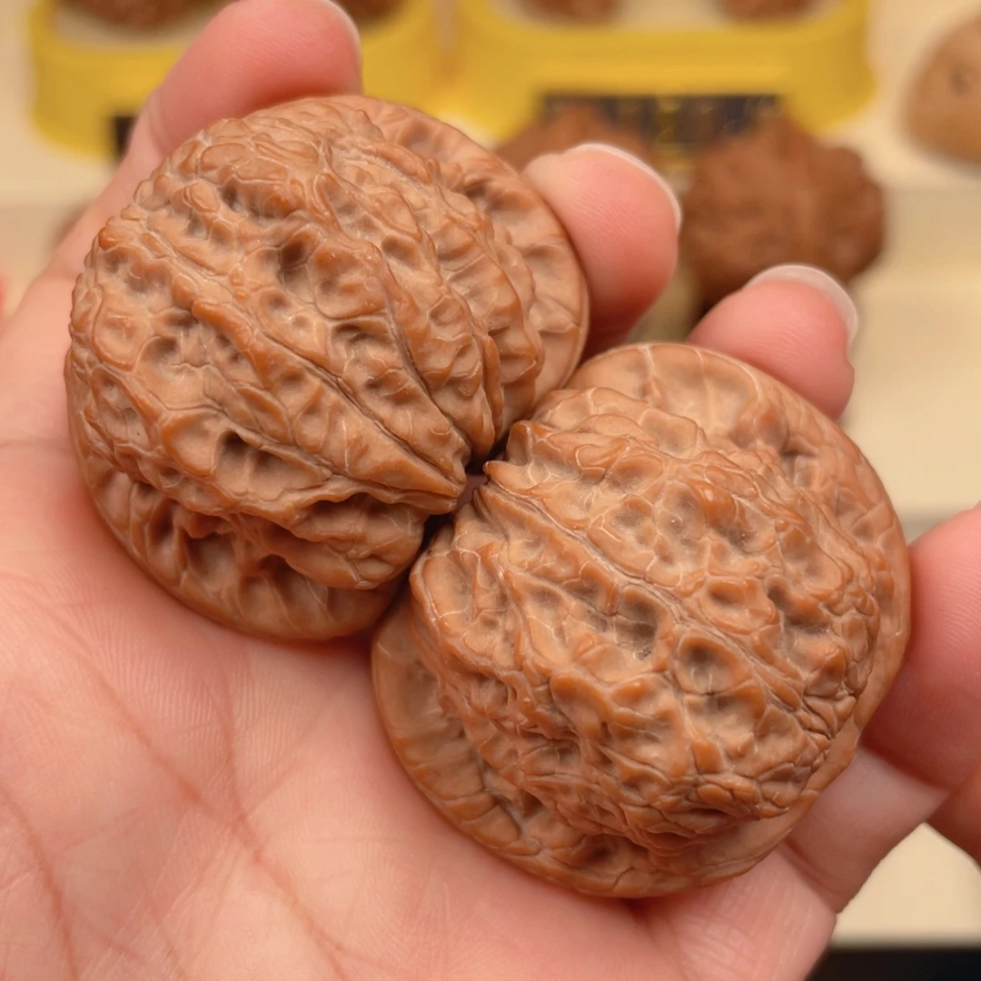 把件文玩核桃精配无修血麒麟42