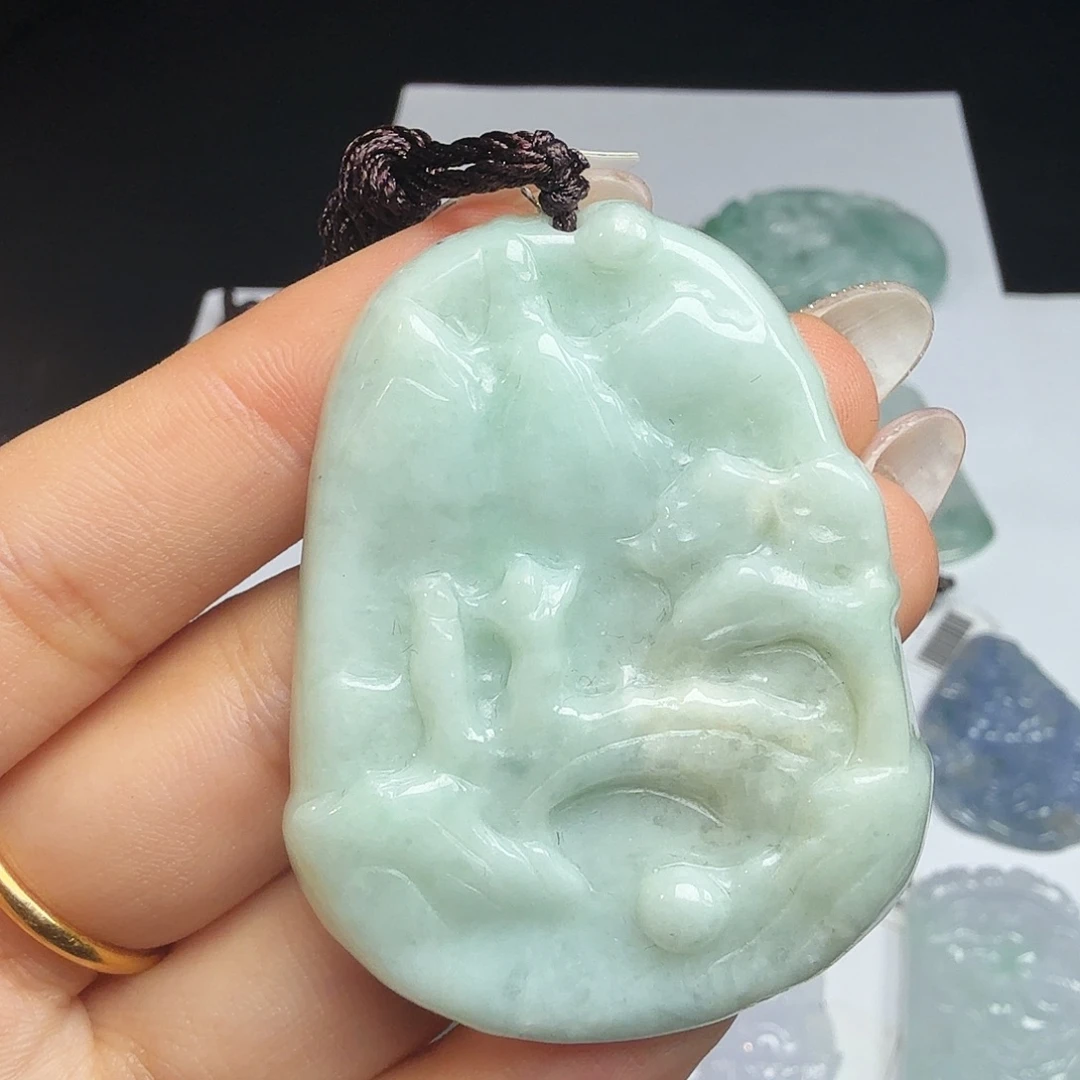 散珠翡翠天然翡翠山水牌