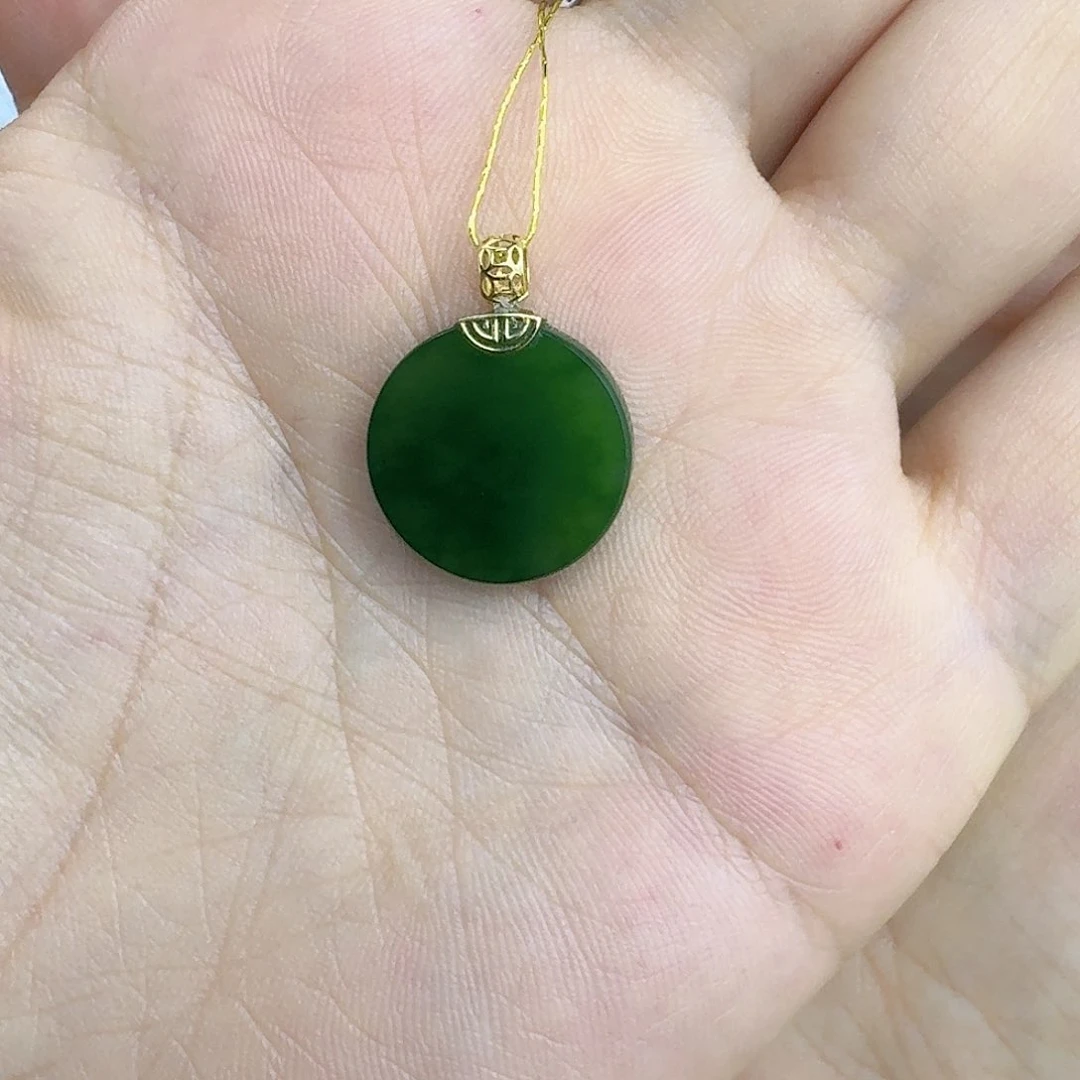 和田玉18K金镶嵌颈饰沉****