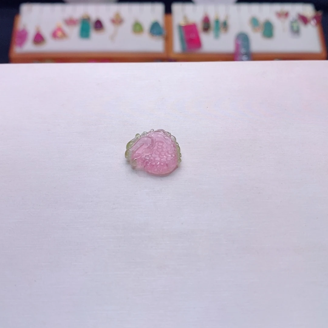 未镶嵌龙扣吊坠m碧玺