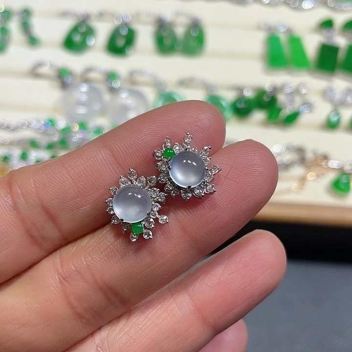 翡翠耳饰18K金镶嵌冰蛋面