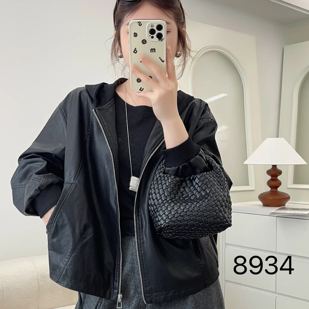8934#戴帽洋气宽松休闲百搭短皮衣