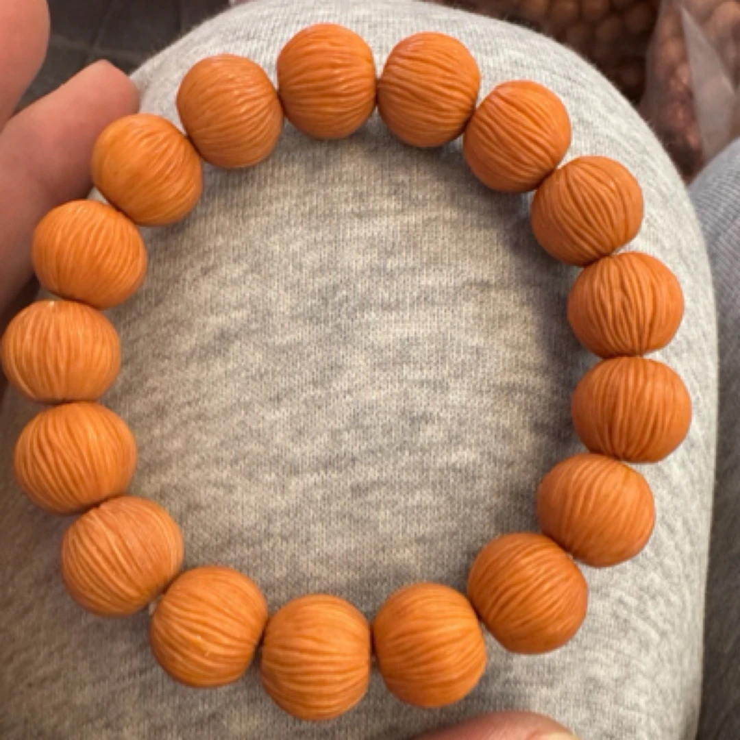 金丝猴头尺寸14左右。全品