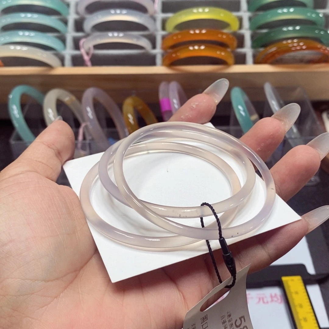 玛瑙/玉髓手镯未镶嵌58571