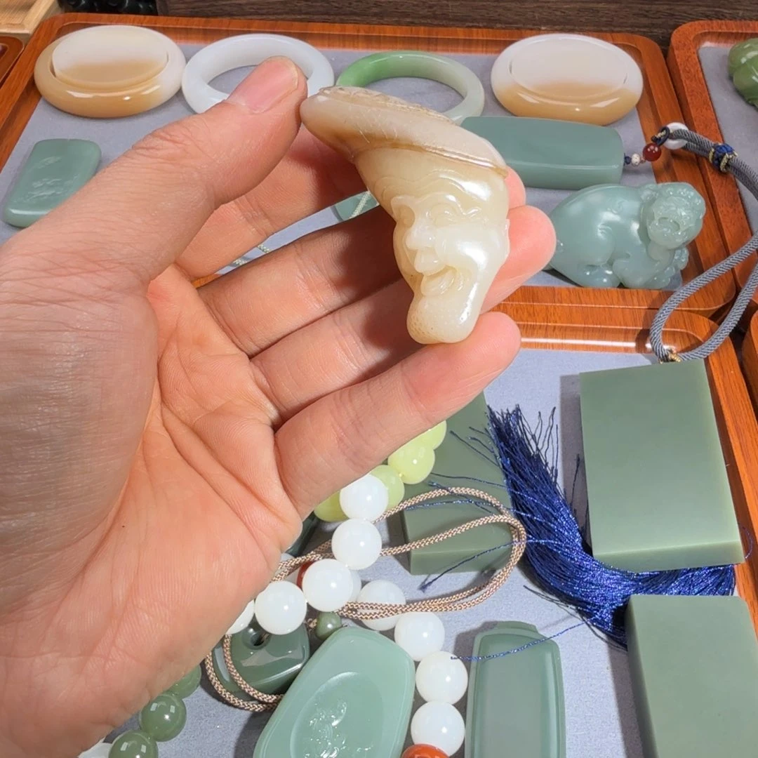 和田玉手链未镶嵌