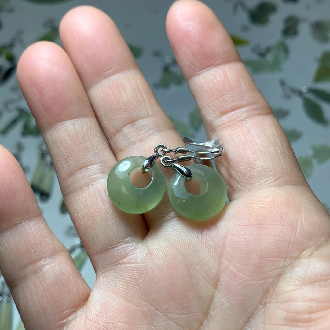 蛇纹石玉耳饰未镶嵌辛*川