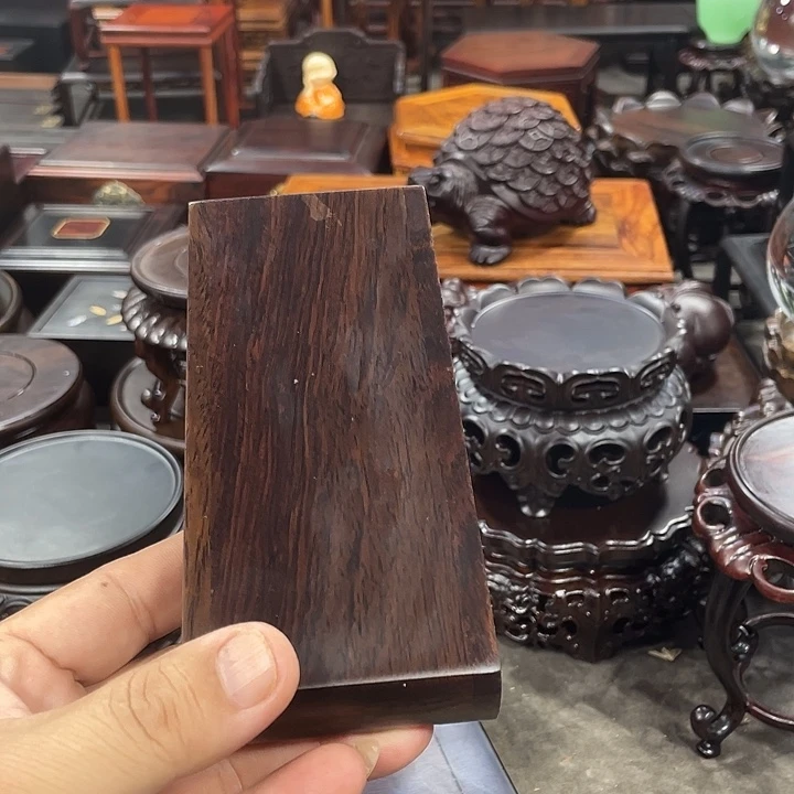 琉璃手工艺品红木底座工艺品