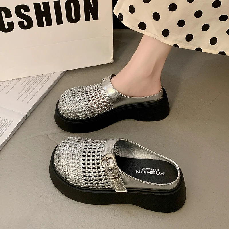 厚底银色包头半拖鞋女2025新款夏季外穿一脚蹬懒人时尚凉鞋洞洞鞋