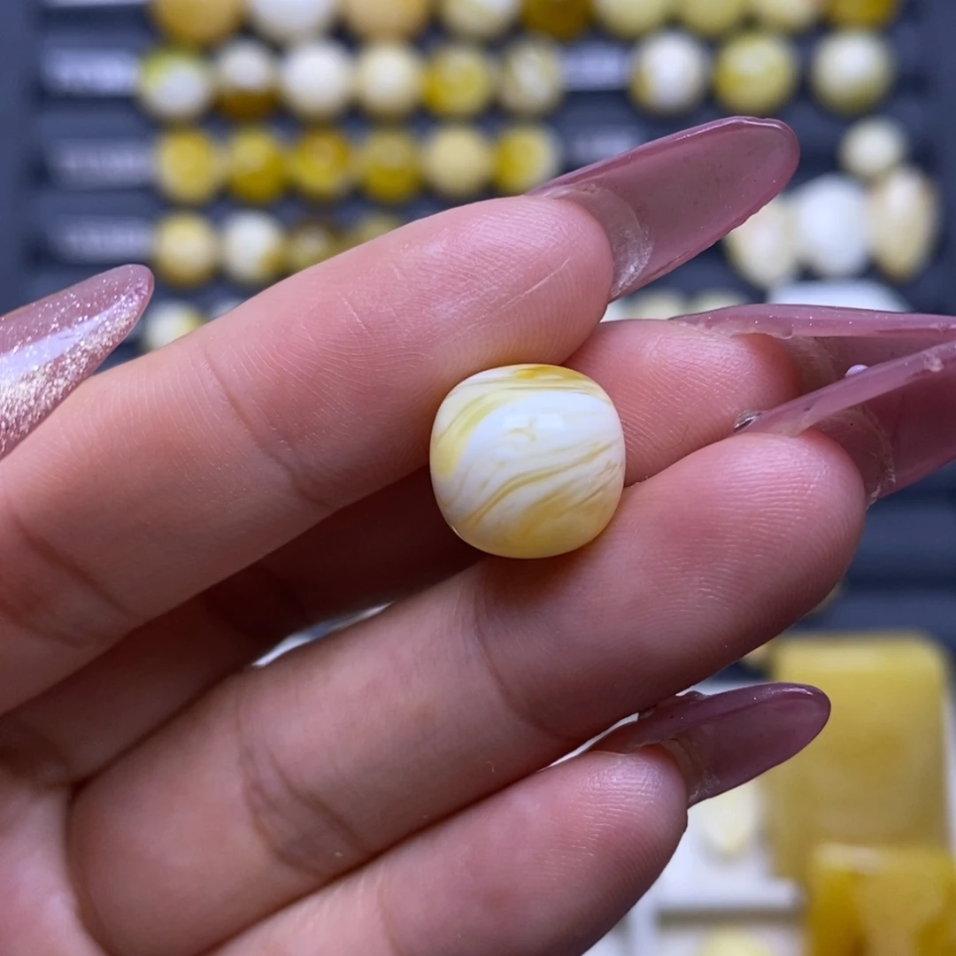 蜜蜡未镶嵌珠宝奇石金瓷白拉丝妖花老型12*11mm