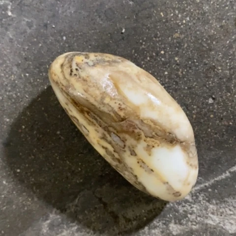 未镶嵌和田玉（糖玉）挂件