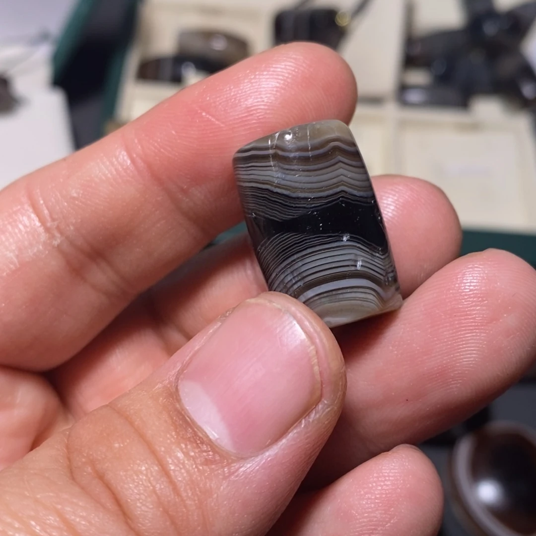M****玛瑙/玉髓未镶嵌珠宝半成品