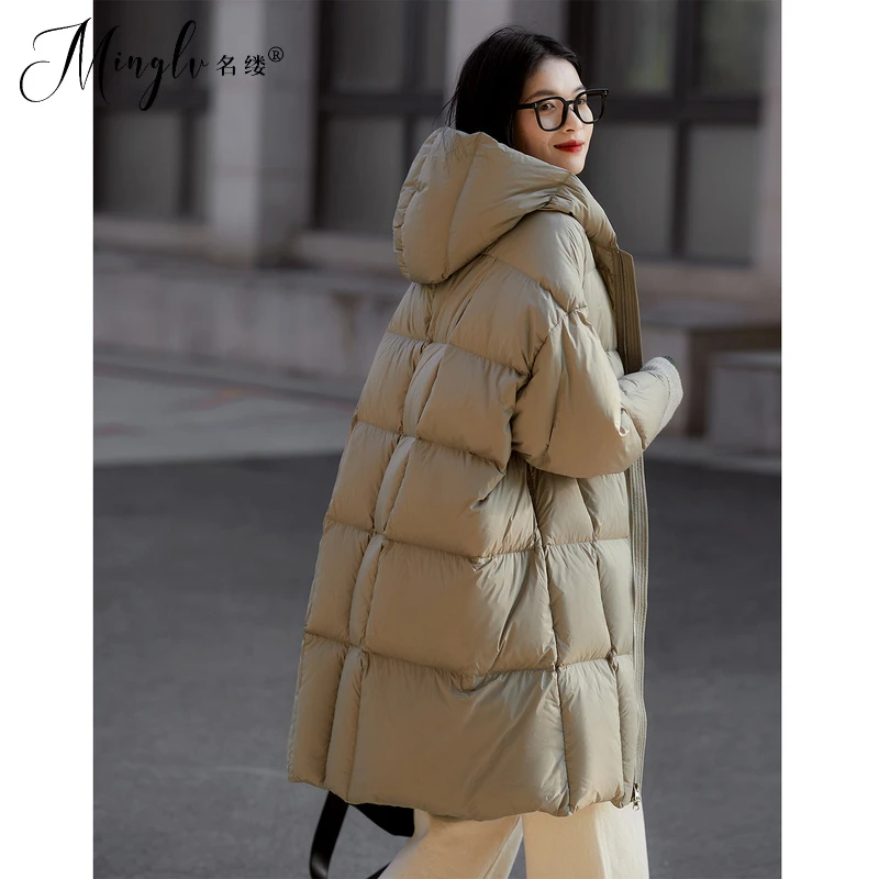 名缕大品牌针织拼接保暖加厚保暖显高休闲通勤修身羽绒服女冬