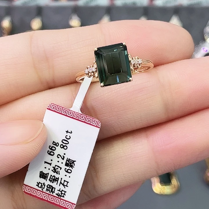 18K金镶嵌戒指碧玺2.80