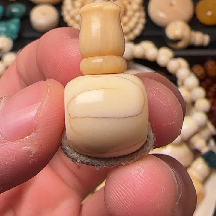 大叶紫檀（黑酸枝木类）