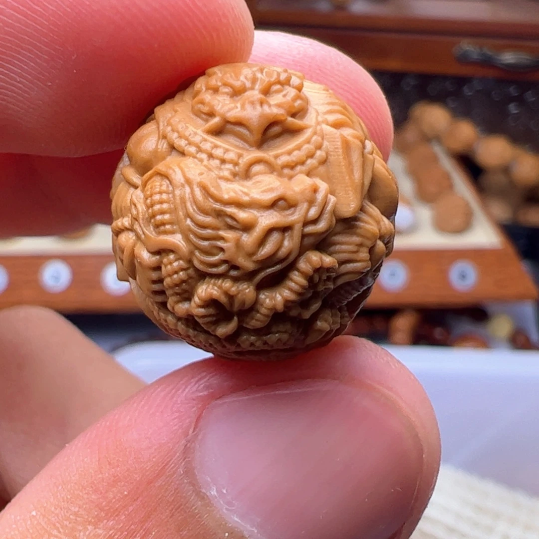 猴头核桃吊坠精工满工大鹏鸟18