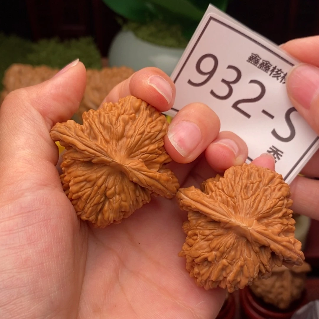 文玩核桃把件汉高楼44